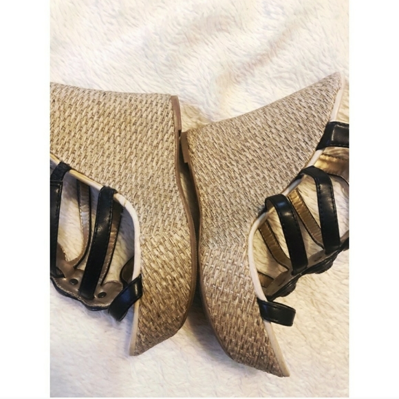 Charlotte Russe wedges - Picture 1 of 5